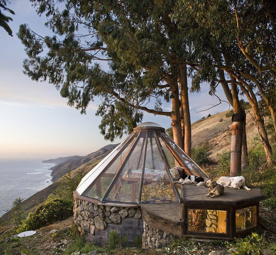 Glass Domed Greenhouse Hut in Big Sur, California by Mickey Muennig