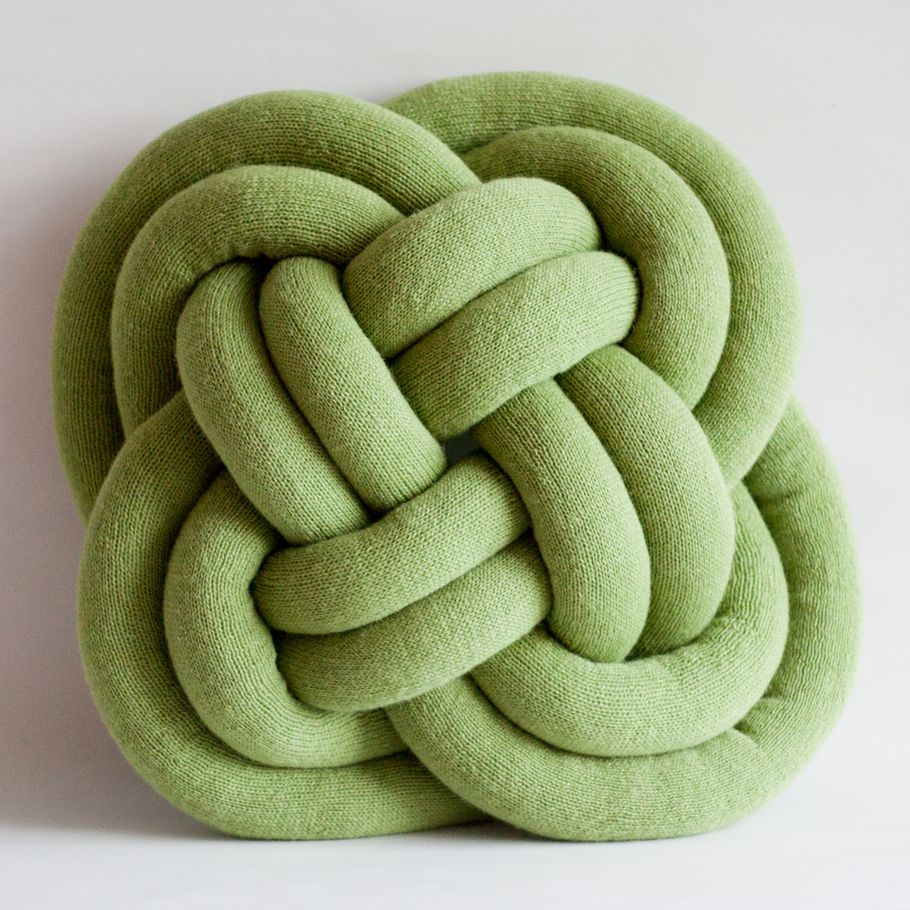 NotKnot Cushions by Umemi – Knitted Wool Rope Knot Pillows on Vökuró