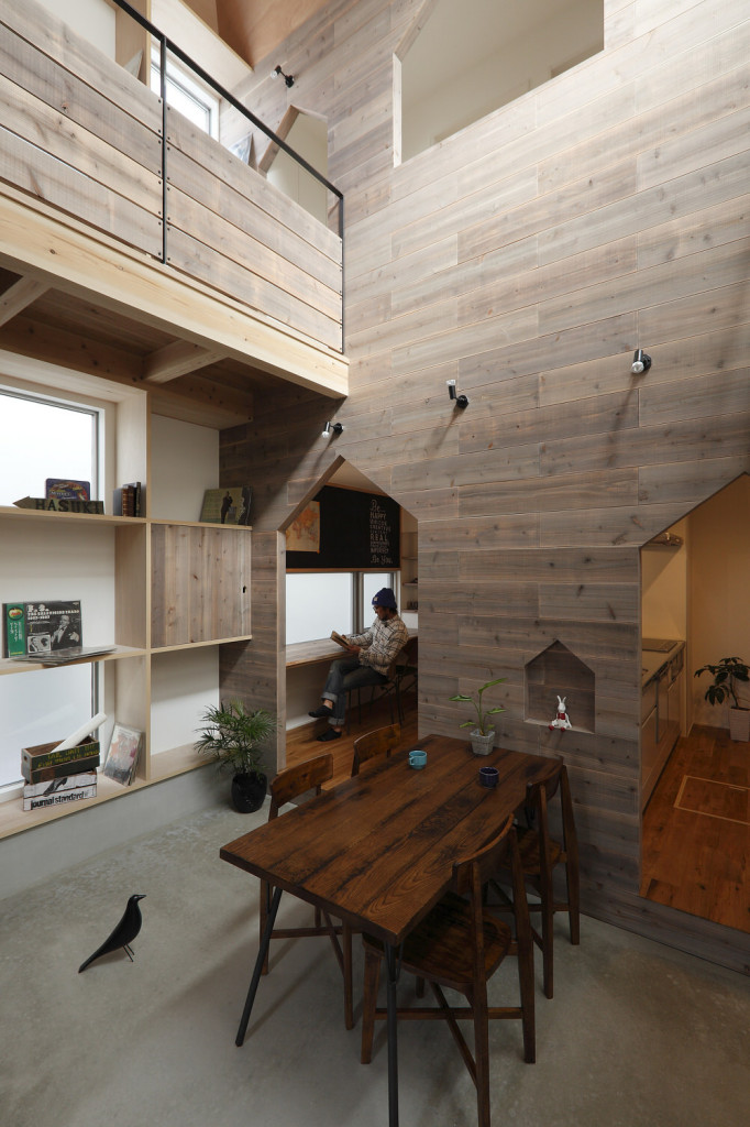 Living area of Hazukashi House