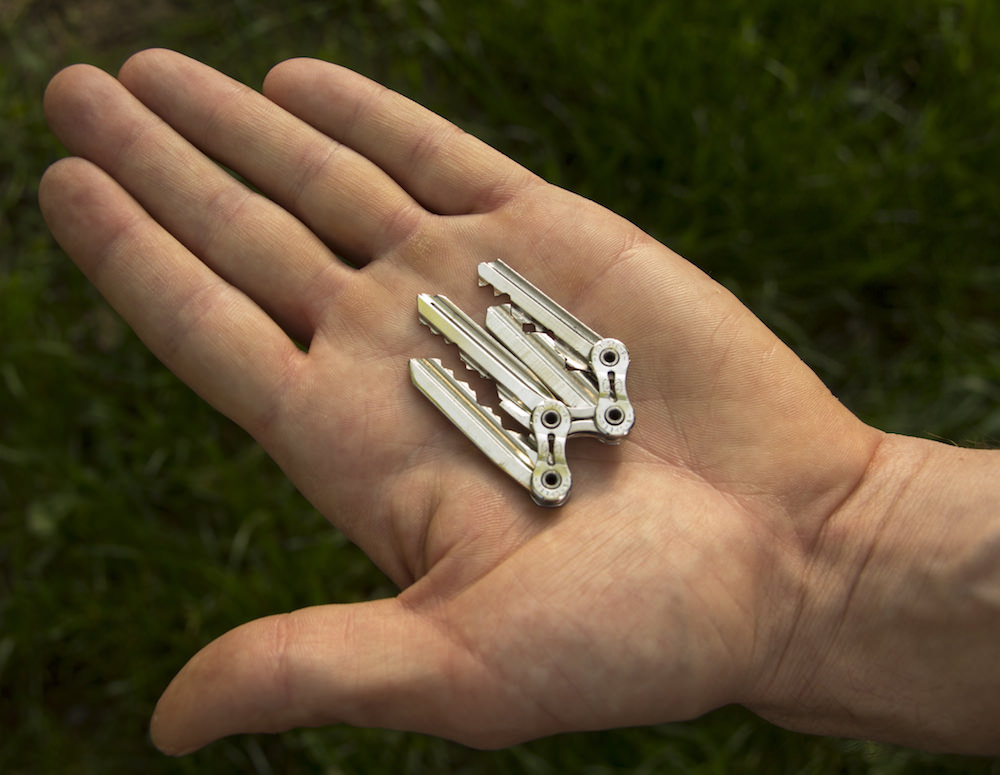 TIK minimalist bike chain key ring in hand