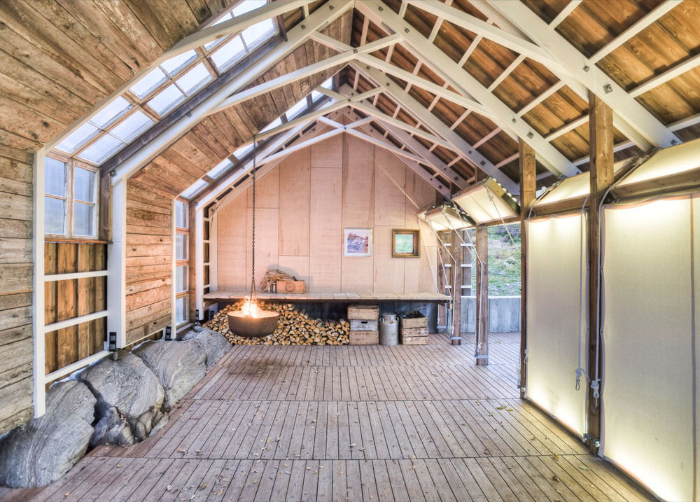 Converted Fisherman's Boathouse for Summer Recreational Space