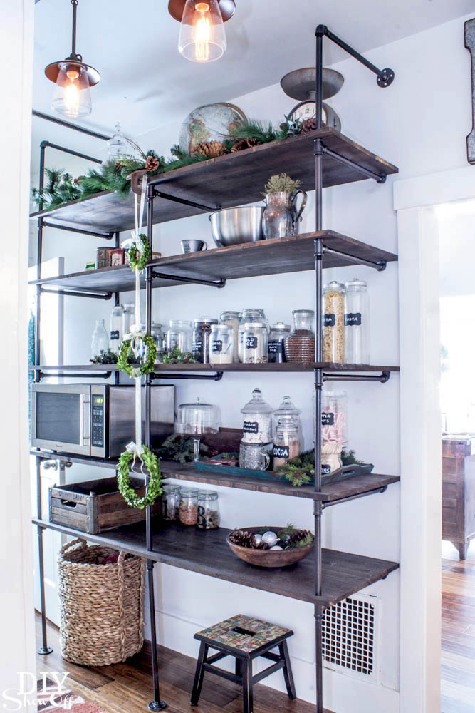 How to Upcycle Pipes into Industrial DIY Shelves and Lighting - Homeli
