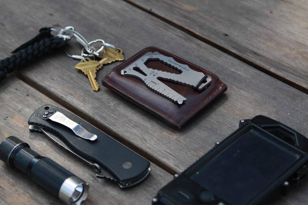 EDC Card in an Everyday Carry Kit