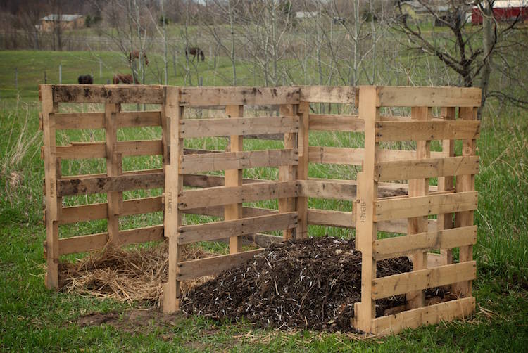 Compost Bin made of Upcycled Wood Pallets
