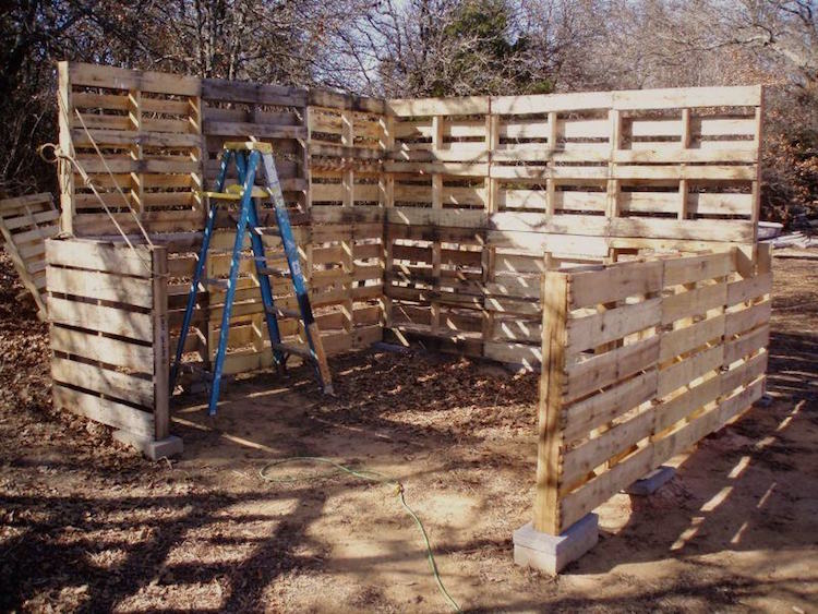Entire Shed Built from Wood Pallets