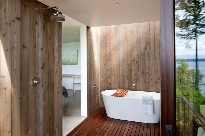 Minimalist Bathroom Design of Case Inlet Retreat by mw Works