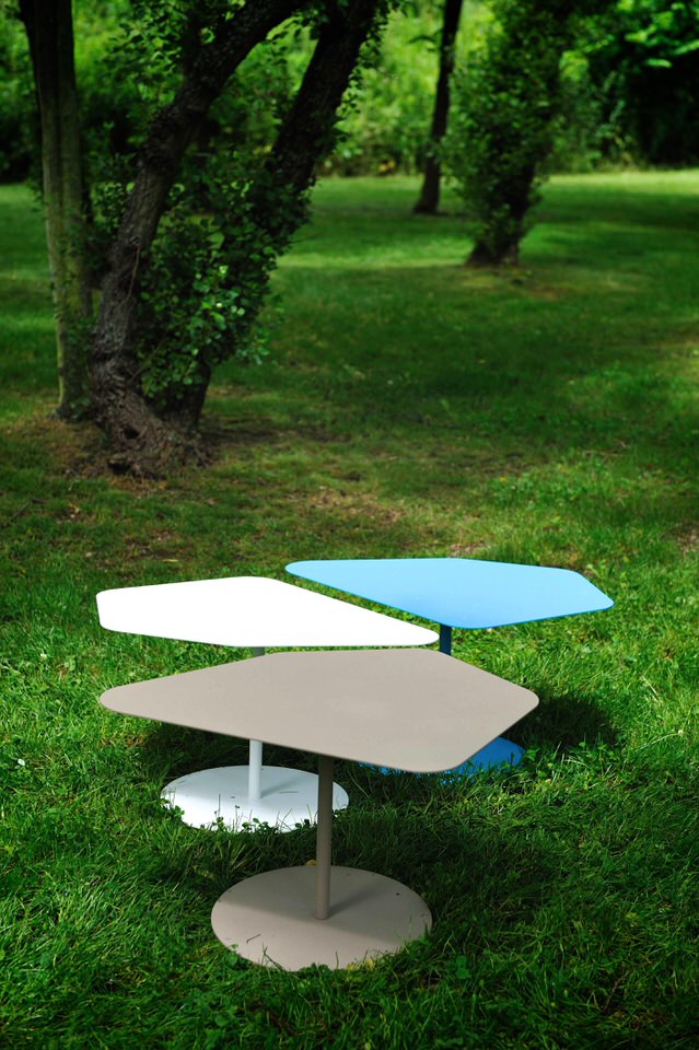 Kona Small Tables in Aluminium by Matiere Grise on Grass