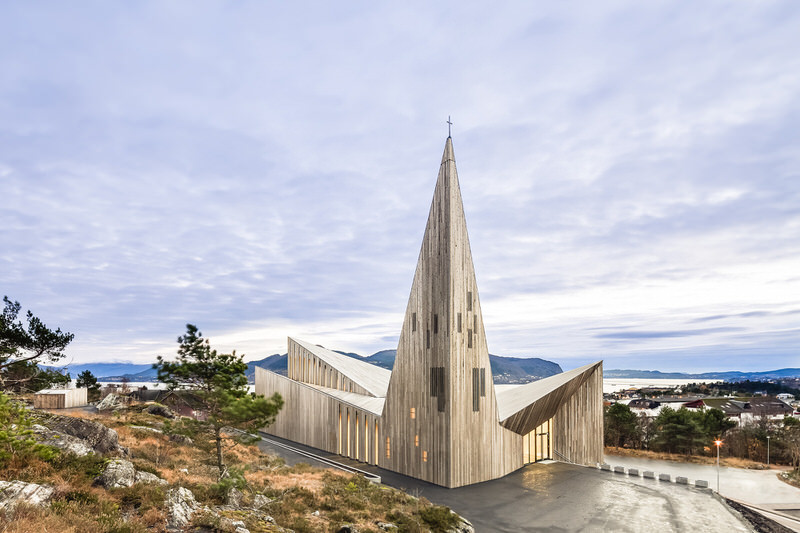Spire of Knarvik Church in Minimalistic Timber Cladding