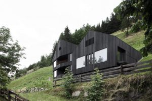 Tyrolean Alpine Cabins by Pedevilla Architekten