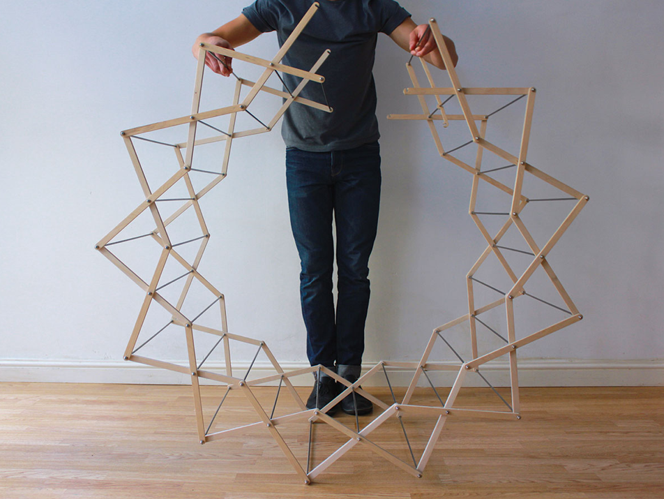 Closing the Loop of the Star Shaped Clothes Horse