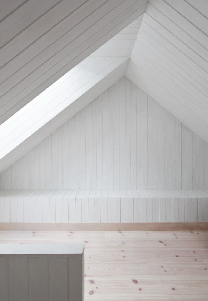 Minimalist Scandinavian interior design of Vega Cottage by Kolman Boye