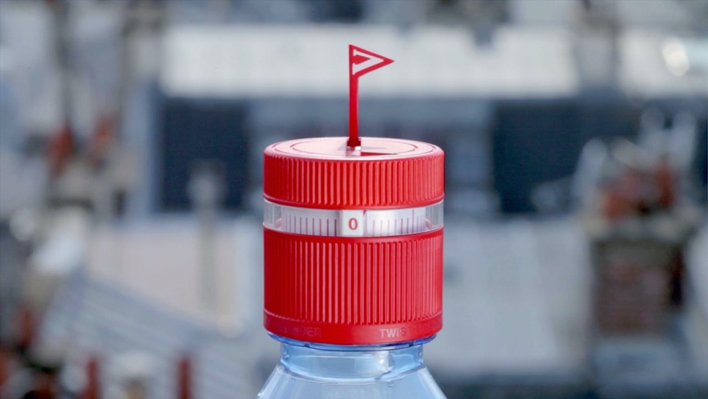 Vittel Refresh Bottle Cap Prompts You to Drink Hourly