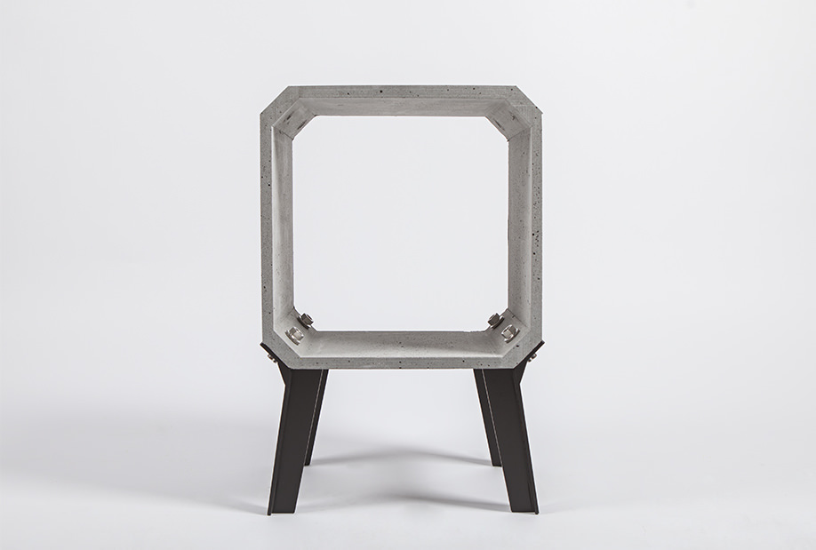 Stand Alone Zhi Side Table