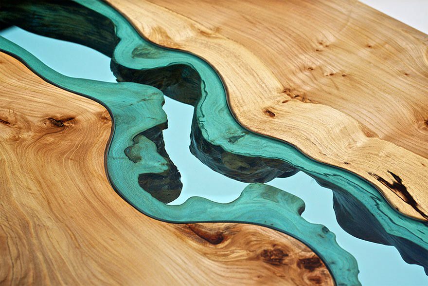 Close-up of the glass river in Greg Klassen table