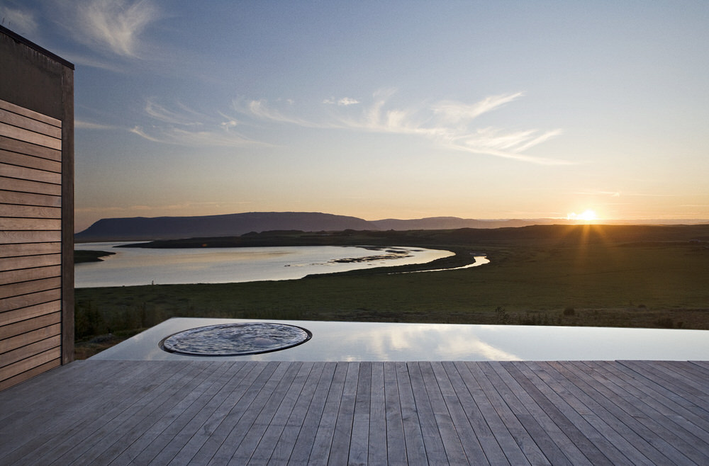 Infinity Pool of Árborg House in Icelandic Glacial Valley