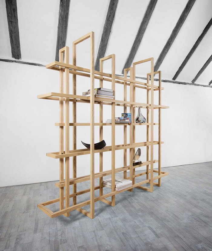 Frames 2.0 Shelving System in Minimalistic Room