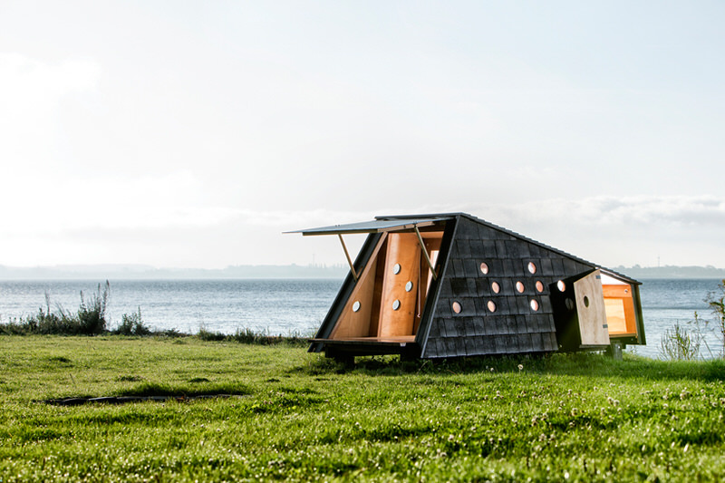 Angular Form of Shelter Cabin
